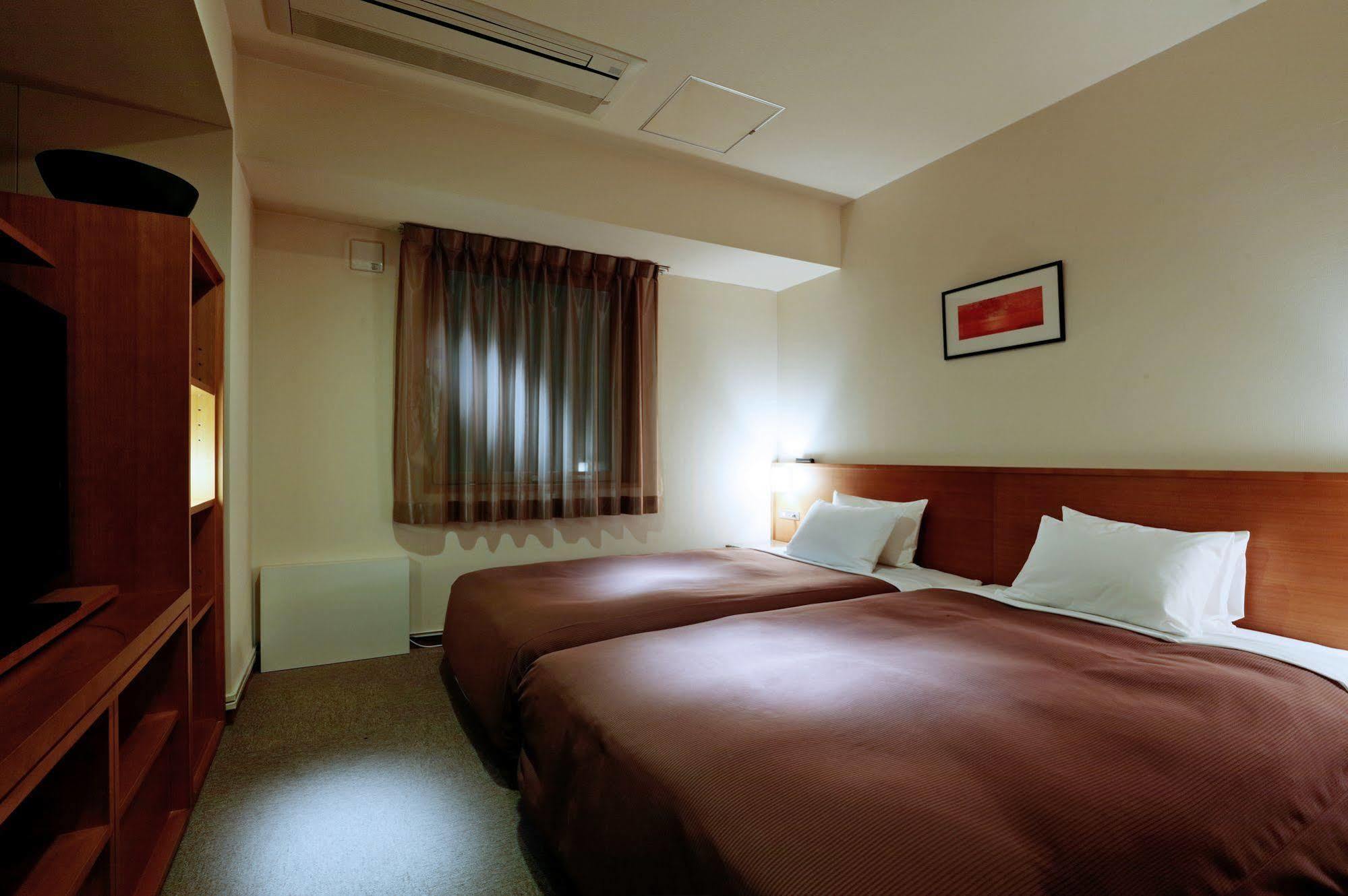 Candeo Hotels Ueno Park Tokyo Exterior photo