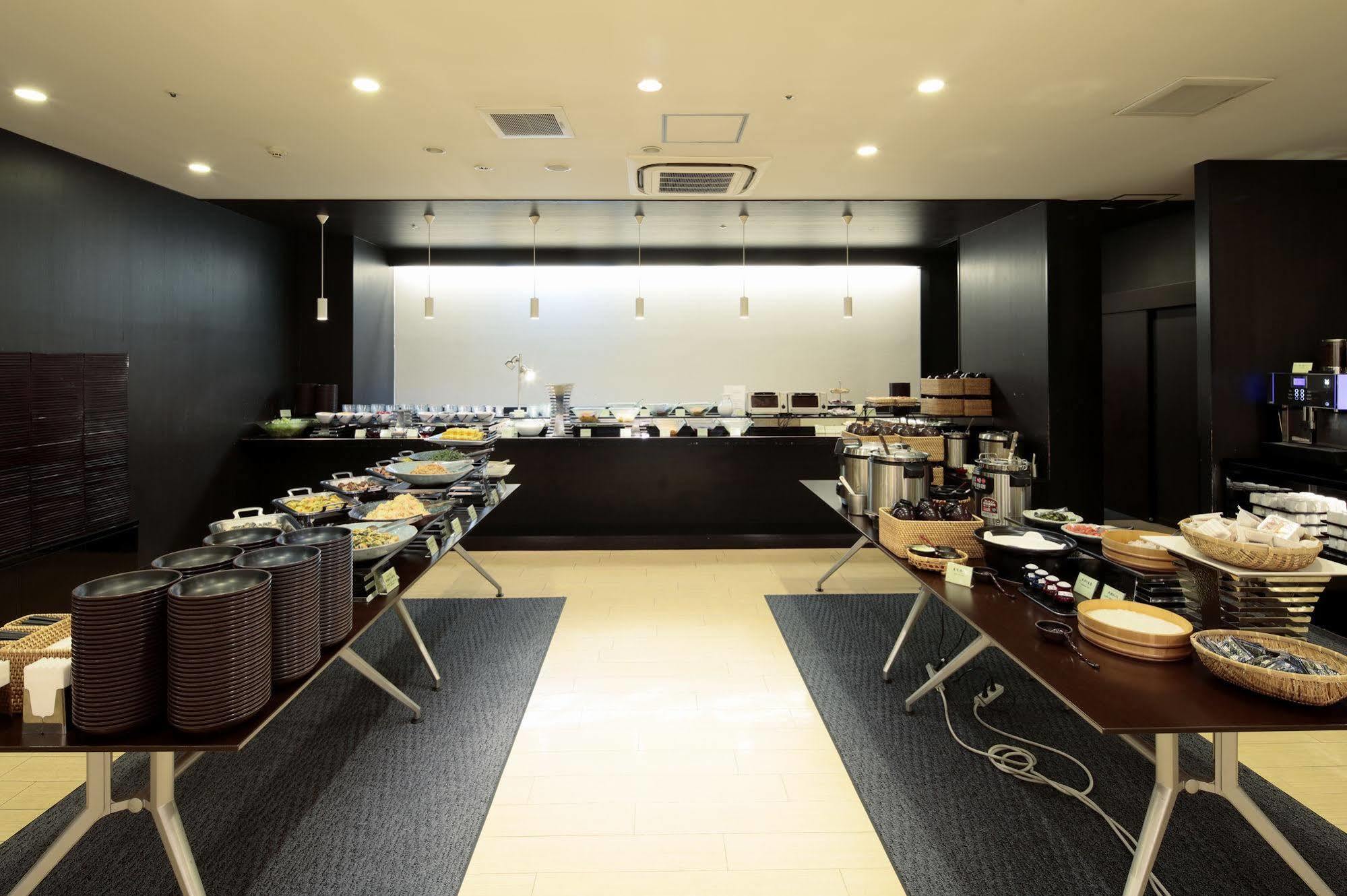 Candeo Hotels Ueno Park Tokyo Exterior photo